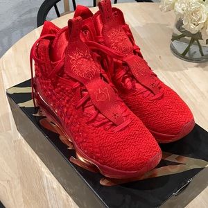 Lebron XVII red
